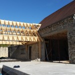 15 avril 2015 - structure bois du local spa prête à recevoir la couverture